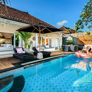 https://bloom-villas-near-the-beach-seminyak.ubudhotelsnow.com